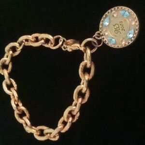 Avon chunky chain 2003 medallion with aquariummarine blue & yellow crystals
